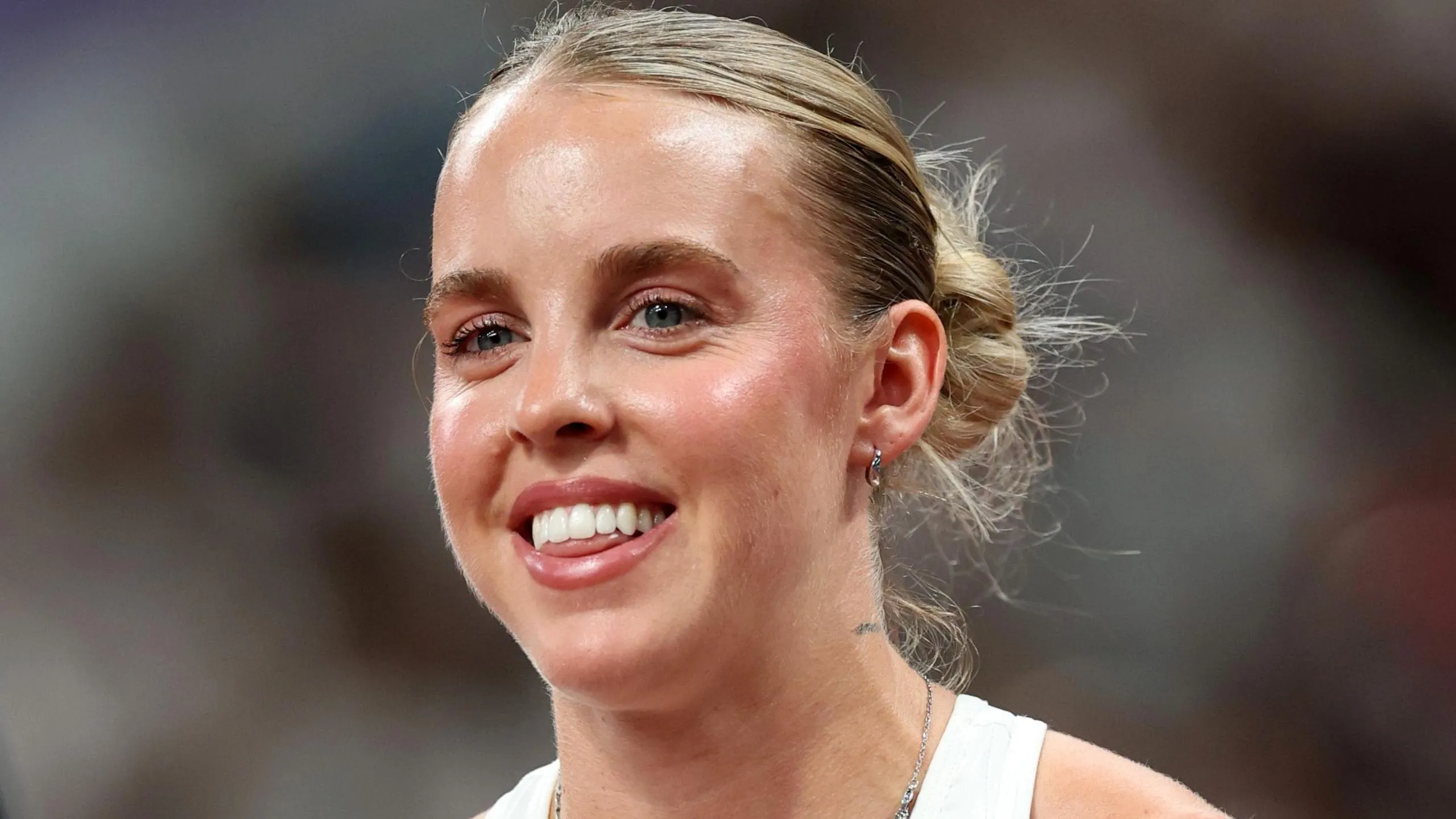 Keely Hodgkinson Kicks off Global Championship Bid with Winning Start